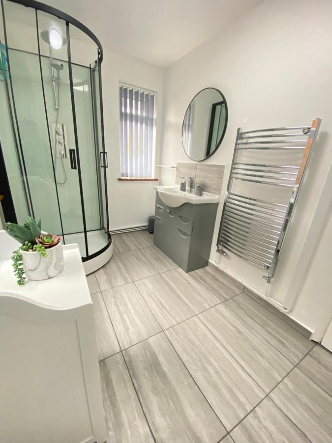 Gatwick Studio Horley Ngoại thất bức ảnh